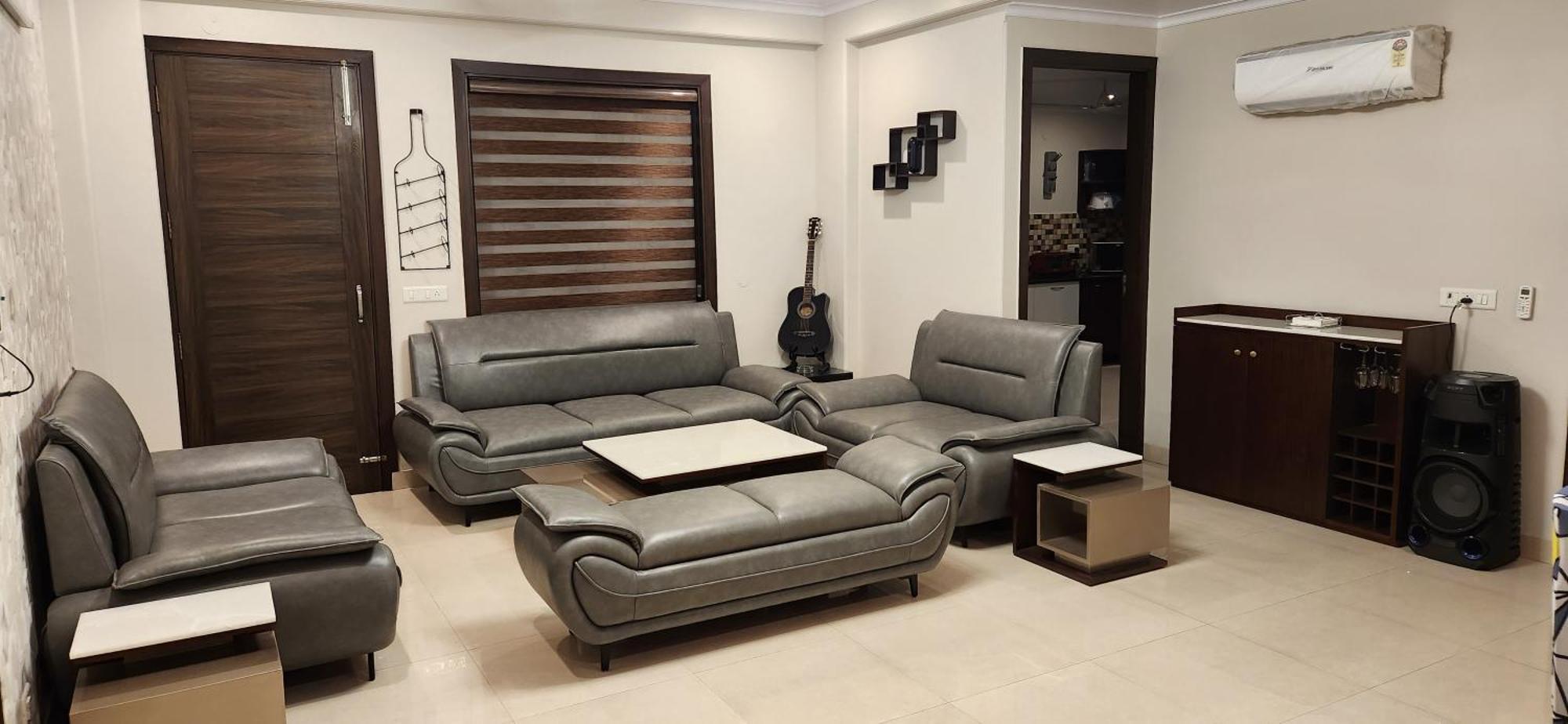 Vacation Paradise- Luxurious 3-bhk Flat Near Igi Airport And Icc Apartment New Delhi