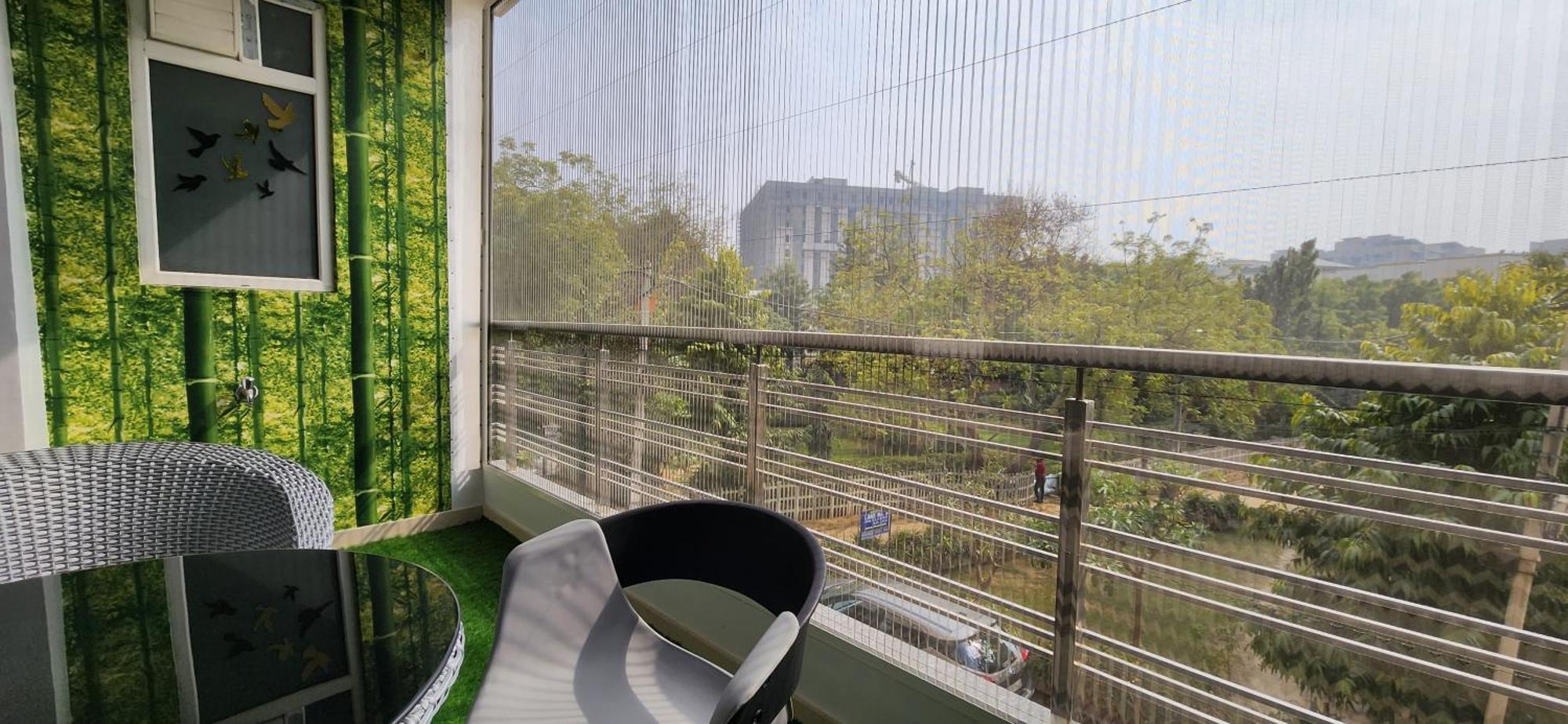 Vacation Paradise- Luxurious 3-bhk Flat Near Igi Airport And Icc Apartment *